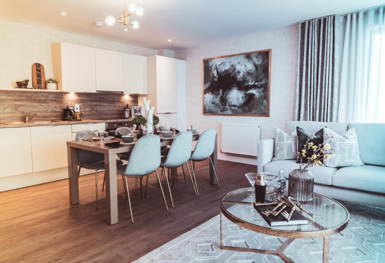 Seven Living Ashford - Modern And Spacious Apartments Exterior foto